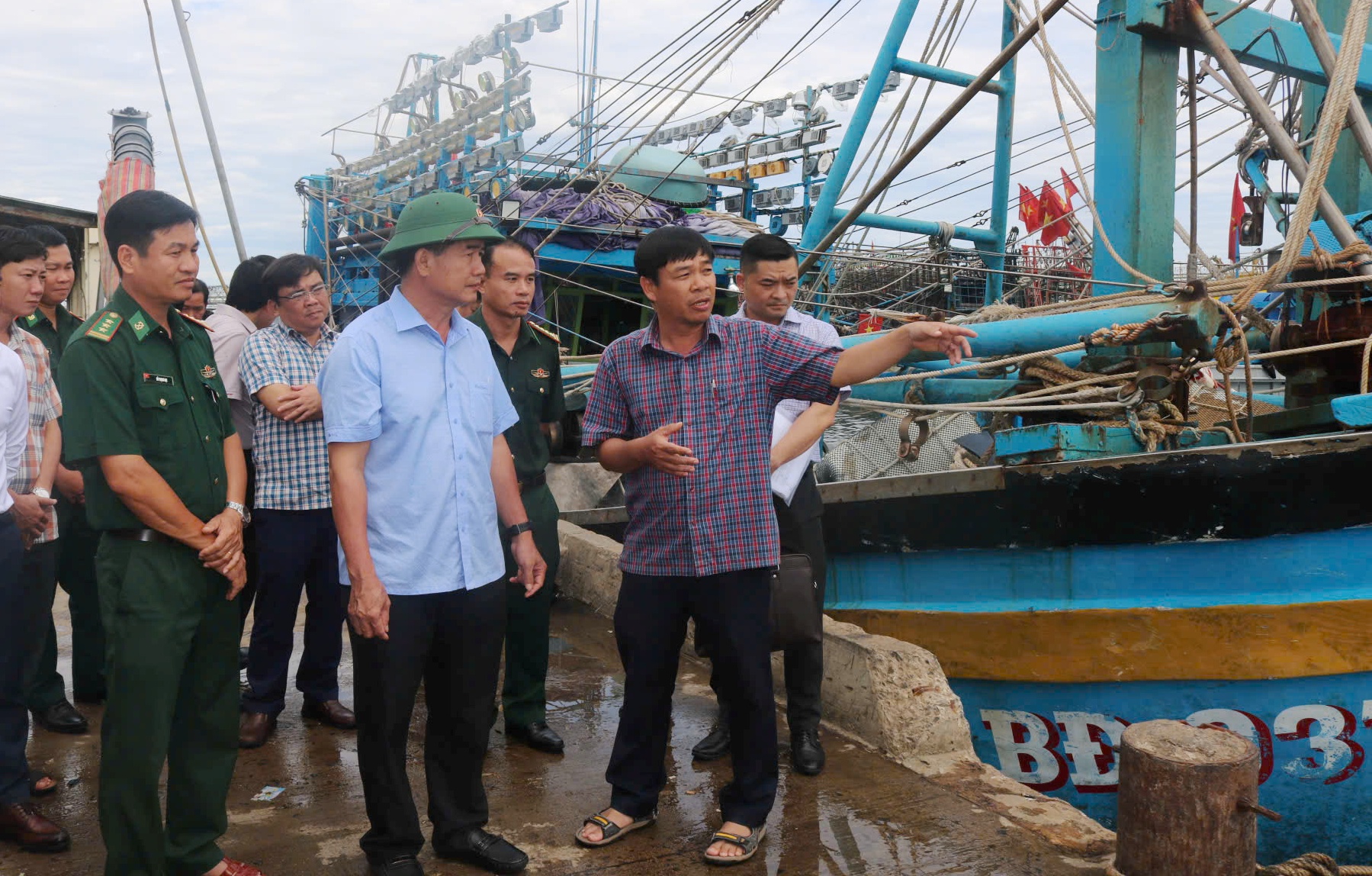 Thông báo Kết luận và chỉ đạo của Phó Chủ tịch UBND tỉnh, Trưởng Ban Chỉ đạo IUU tỉnh - Nguyễn Thiên Văn đi kiểm tra, làm việc với các xã, phường ven biển.