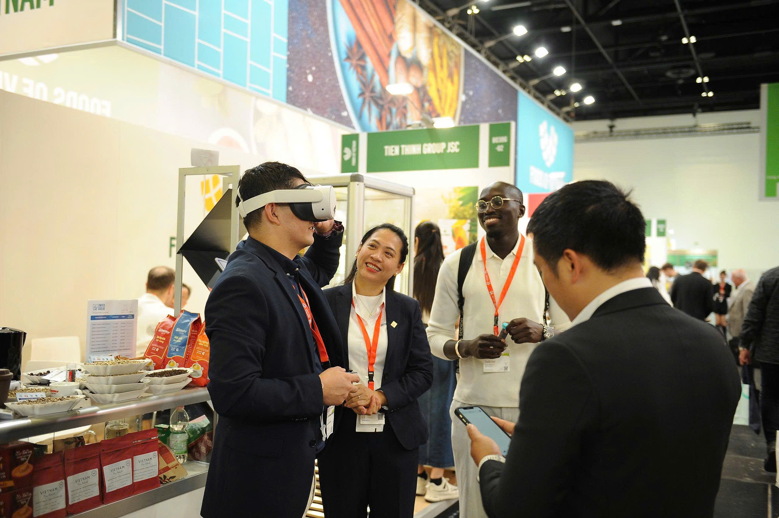 Simexco DakLak ra mắt giải pháp “trao quyền” cho 50.000 nông hộ bằng VR 360 và AI