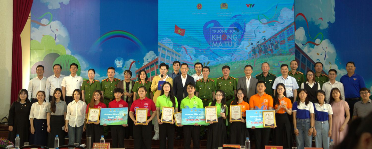 Sôi nổi Cuộc thi 