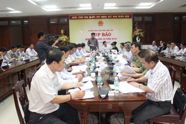 Hội nghị Giao ban báo chí và Họp báo định kỳ tháng 02/2016.