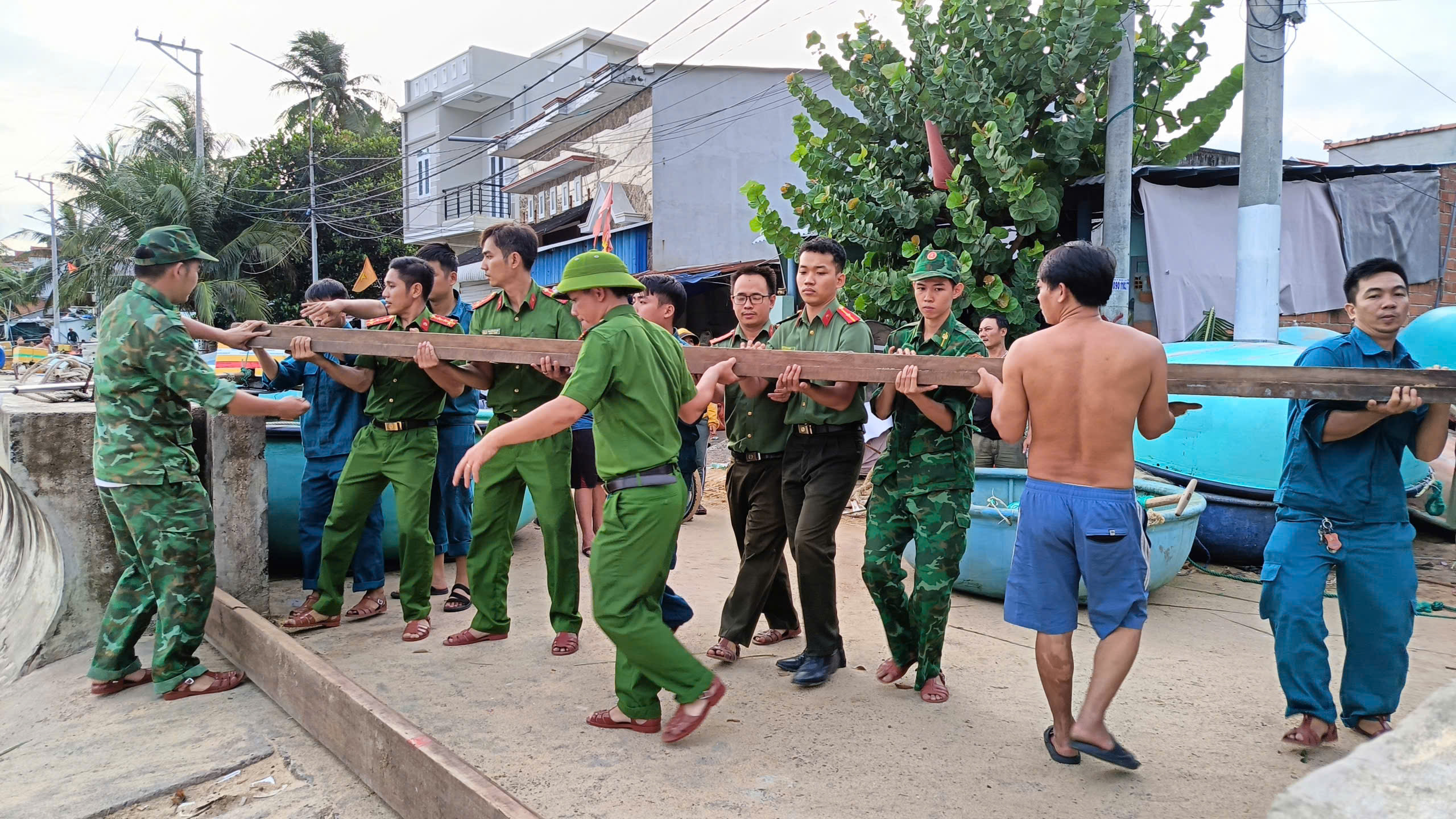 Đắk Lắk khẩn trương triển khai các phương án ứng phó bão số 13