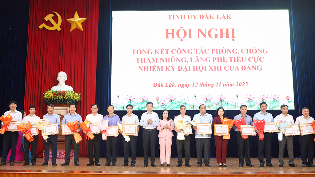 Hội nghị tổng kết công tác phòng, chống tham nhũng, lãng phí, tiêu cực nhiệm kỳ Đại hội XIII của Đảng