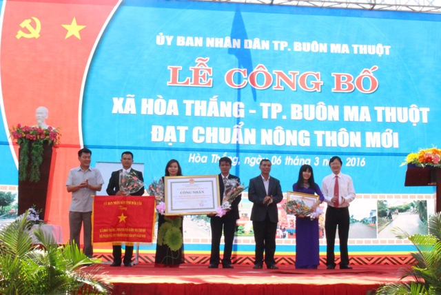 Lễ công bố xã Hòa Thắng đạt chuẩn nông thôn mới