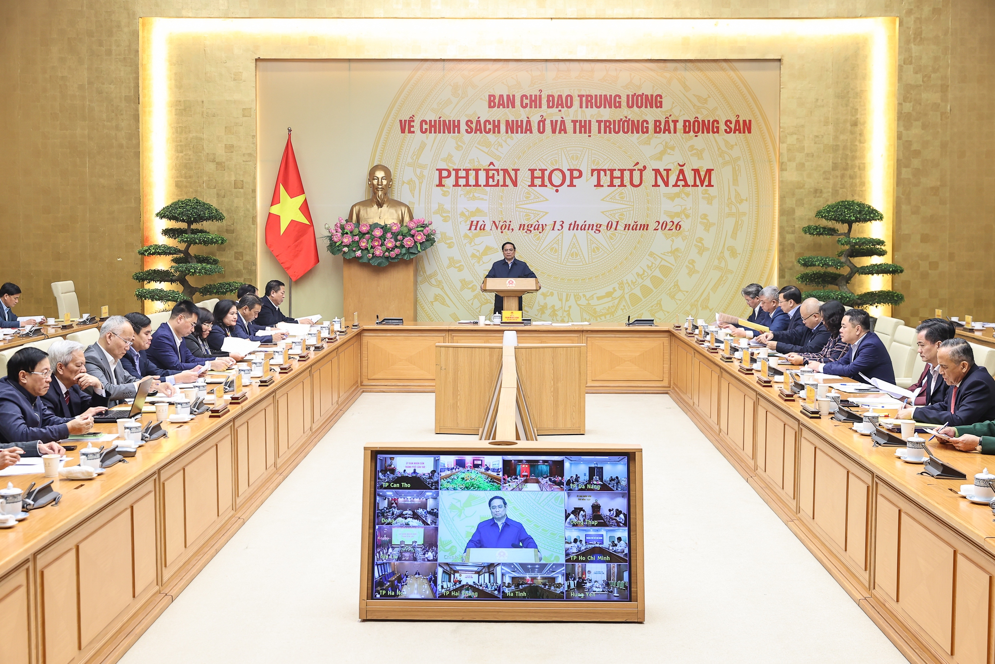 Thủ tướng Phạm Minh Chính: Điều chỉnh chính sách nhà ở xã hội, bảo đảm quyền tiếp cận bình đẳng về nhà ở của mỗi người dân