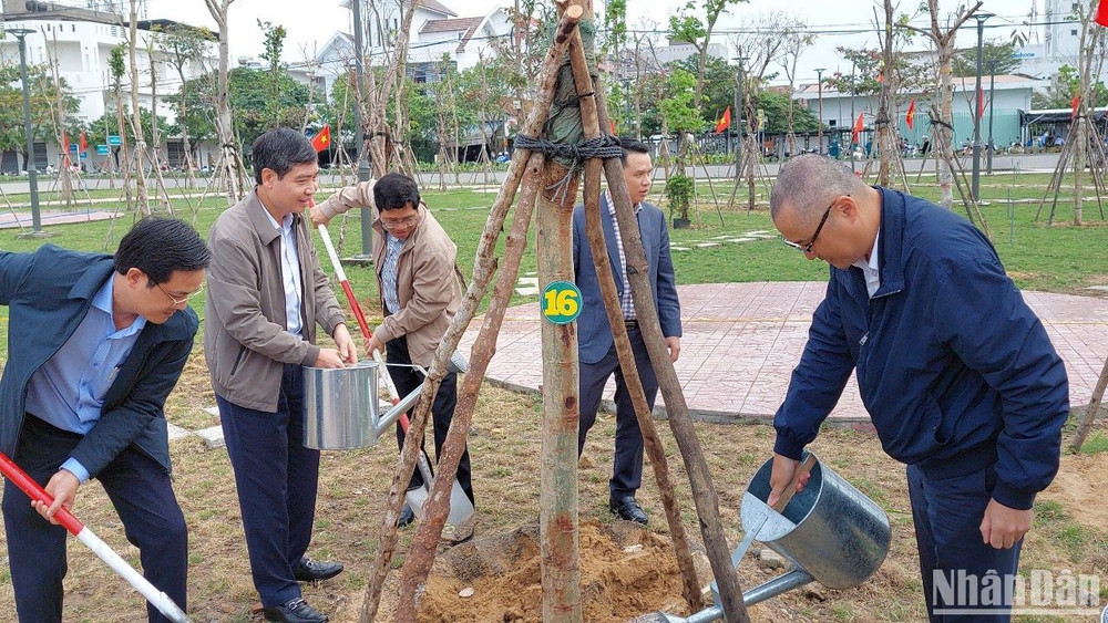 Phát động phong trào “Tết trồng cây đời đời nhớ ơn Bác Hồ” nhân dịp Xuân Bính Ngọ và tăng cường công tác quản lý, bảo vệ, phát triển rừng năm 2026 trên địa bàn tỉnh Đắk Lắk