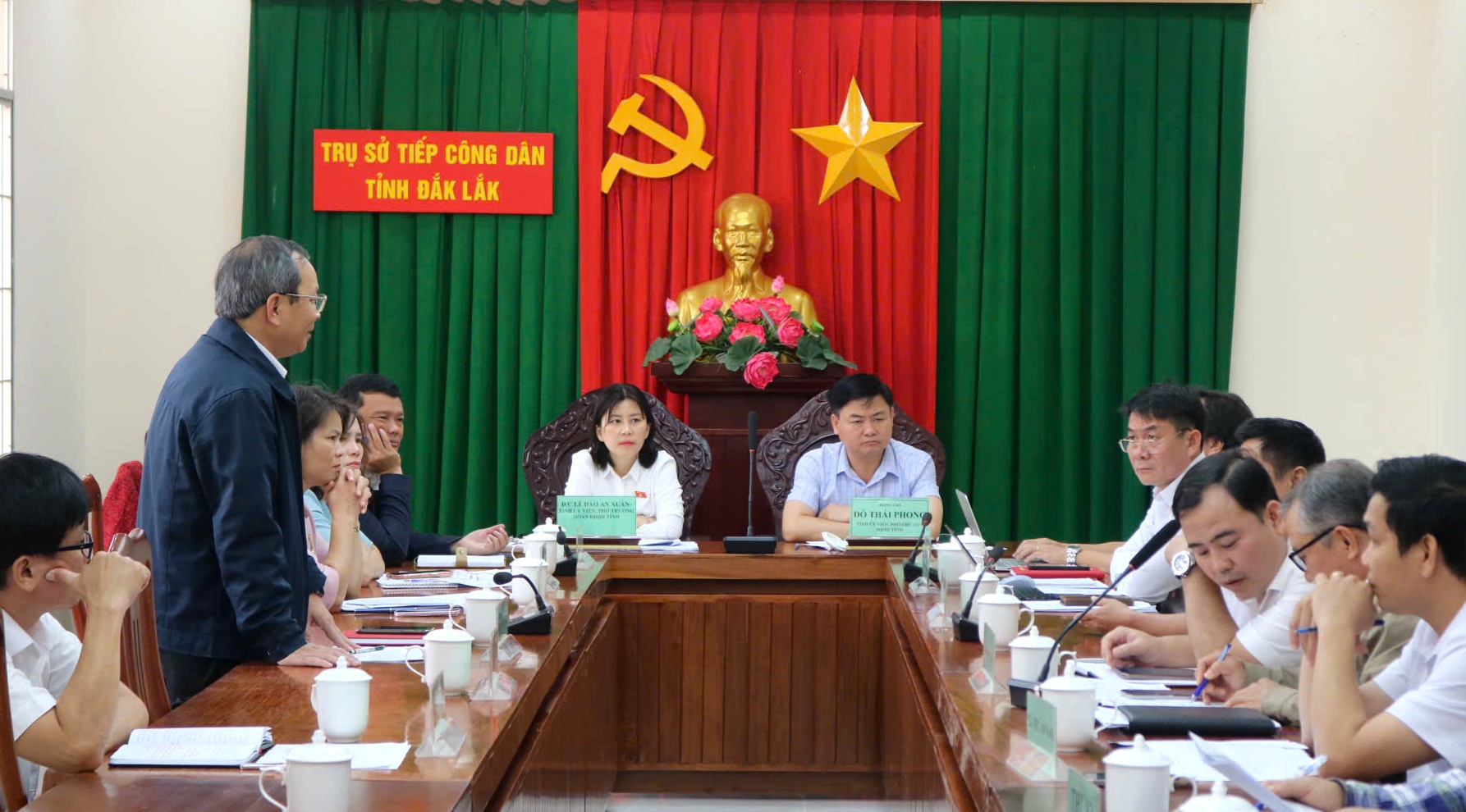 Đoàn đại biểu Quốc hội và HĐND tỉnh tiếp công dân định kỳ tháng 1