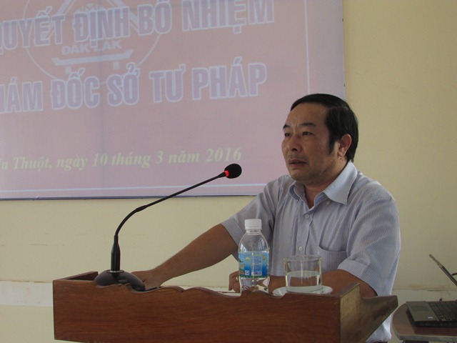 Ủy ban nhân dân tỉnh Đắk Lắk trao Quyết định bổ nhiệm chức vụ Phó Giám đốc Sở Tư pháp