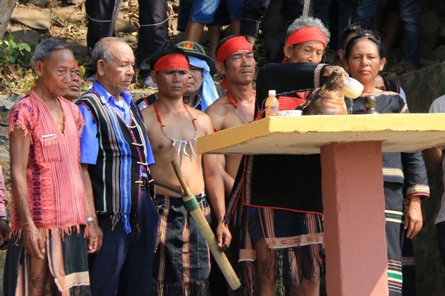 Lễ cúng bến nước ở Buôn Đôn