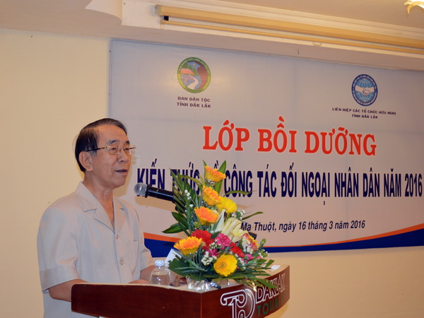 Bồi dưỡng kiến thức đối ngoại nhân dân cho đội ngũ cán bộ làm công tác dân tộc trong tỉnh.