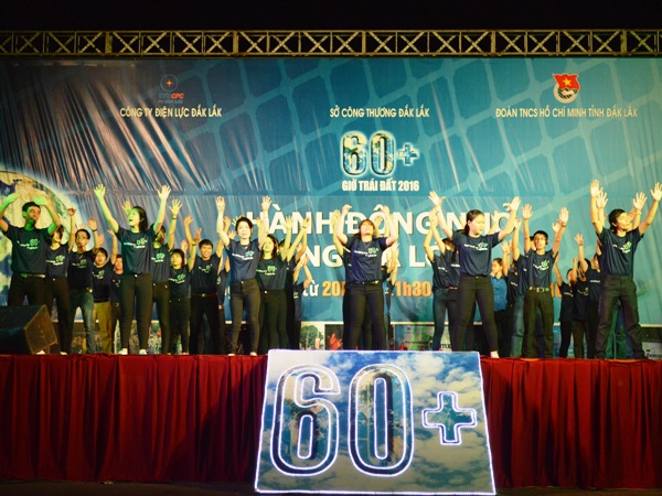 Dak Lak youths response to Earth Hour 2016