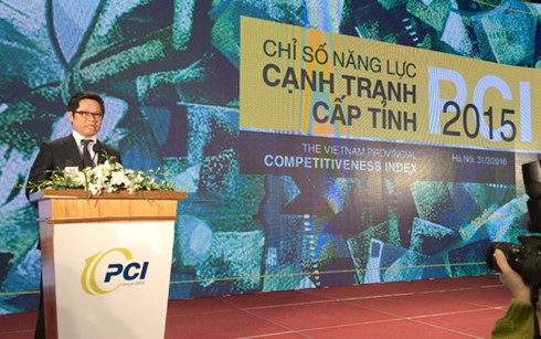 Chỉ số năng lực cạnh tranh cấp tỉnh PCI 2015 vừa công bố Đà Nẵng đứng đầu bảng xếp hạng, TPHCM tụt xuống thứ 6, Hà Nội tăng 2 bậc, lên số 24.