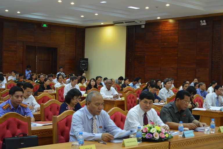 Dak Lak Provincial People’s Council opens its 12th session, term VIII, tenure 2011-2016