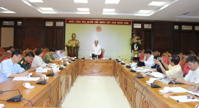 UBND tỉnh họp thông qua các nội dung thuộc thẩm quyền.