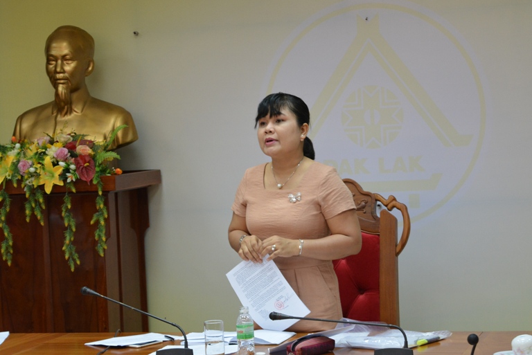 UBND tỉnh họp triển khai tổ chức Lễ viếng, Lễ truy điệu và an táng hài cốt liệt sĩ quân tình nguyện và chuyên gia Việt Nam hy sinh qua các thời kỳ ở Campuchia về nước.