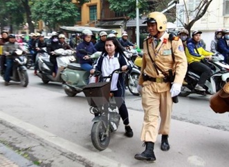 Tăng cường công tác quản lý sản xuất, kinh doanh, đăng ký xe máy điện, mô tô điện