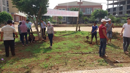 Đoàn Thanh niên Trường Trung cấp Luật Buôn Ma Thuột ra quân thực hiện chiến dịch Thanh niên tình nguyện hè năm 2016