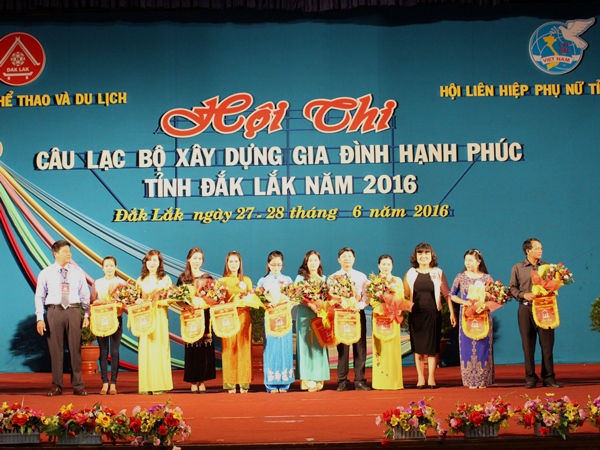 Khai mạc Hội thi Câu lạc bộ xây dựng gia đình hạnh phúc tỉnh Đắk Lắk năm 2016