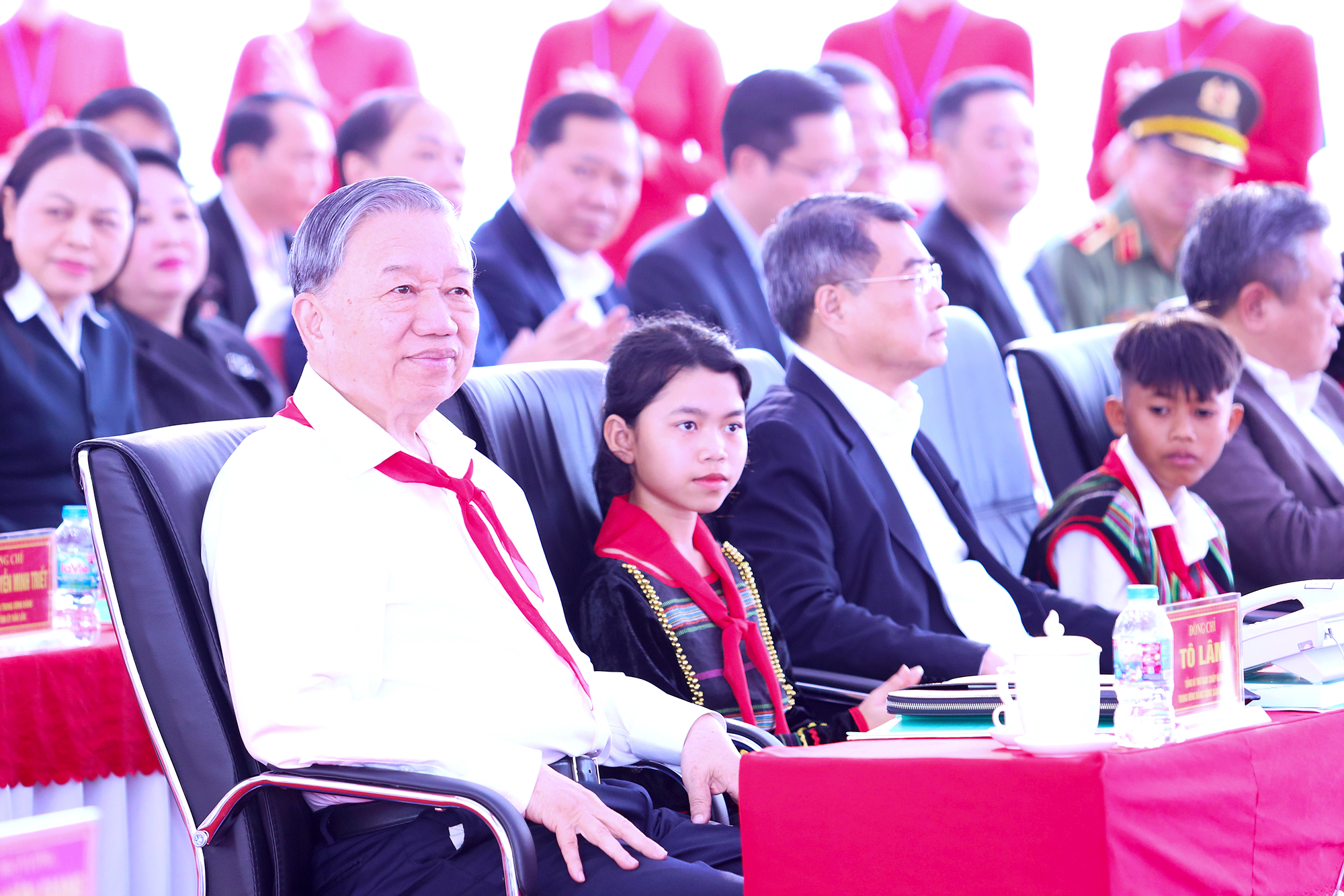 Đồng chí Tô Lâm - Tổng Bí thư Ban Chấp hành Trung ương Đảng dự Lễ khởi công Trường phổ thông nội trú liên cấp tiểu học và trung học cơ sở xã Ea Rốk.