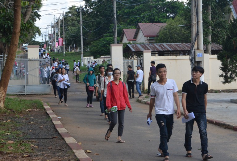 Ngày thi cuối cùng Kỳ thi tốt nghiệp THPT quốc gia năm 2016: Có 2 thí sinh bị đình chỉ thi ở môn Lịch sử.