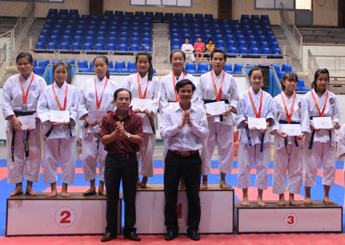 Hơn 200 vận động viên dự tranh Giải vô địch Karatedo tỉnh Đắk Lắk năm 2016.
