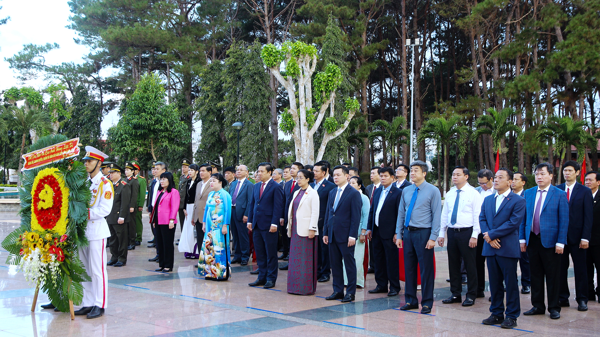 Lễ dâng hương, viếng Nghĩa trang Liệt sĩ tỉnh dịp Tết Nguyên đán Bính Ngọ 2026