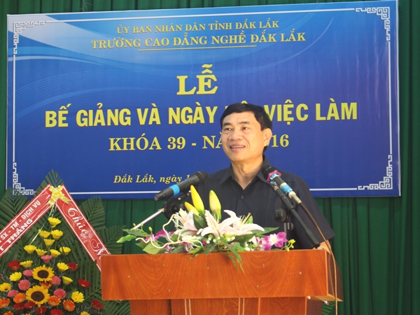 “Job Fair 2016” held at Dak Lak Vocational College