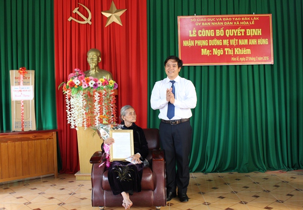 Sở Giáo dục và Đào tạo nhận phụng dưỡng Mẹ Việt Nam Anh hùng