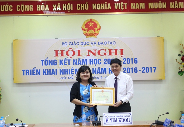 Hội nghị trực tuyến tổng kết năm học 2015-2016 và triển khai nhiệm vụ năm học 2016-2017