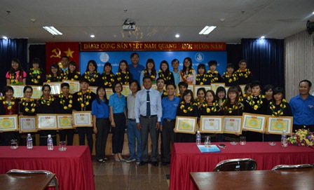 Hành trình về địa chỉ đỏ của sinh viên dân tộc thiểu số có học lực giỏi, xuất sắc tỉnh Đắk Lắk