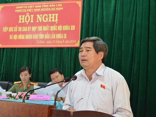 Đoàn Đại biểu Quốc hội tỉnh tiếp xúc với cử tri huyện Krông Ana và Cư Kuin sau Kỳ họp thứ Nhất Quốc hội khóa XIV