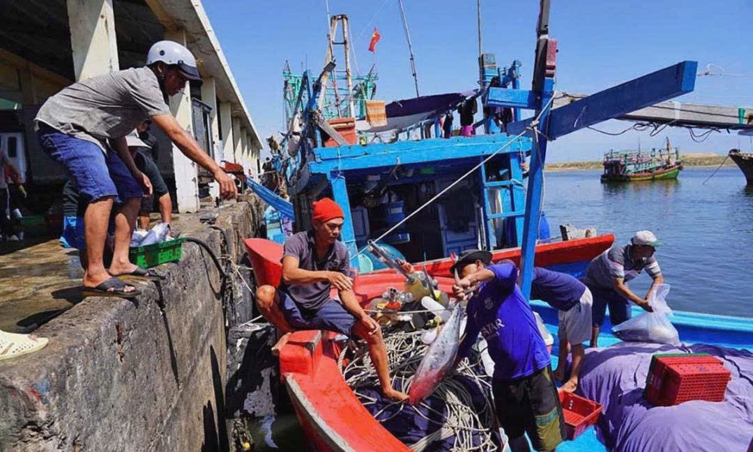 Dak Lak Joins National Efforts to Lift the European 