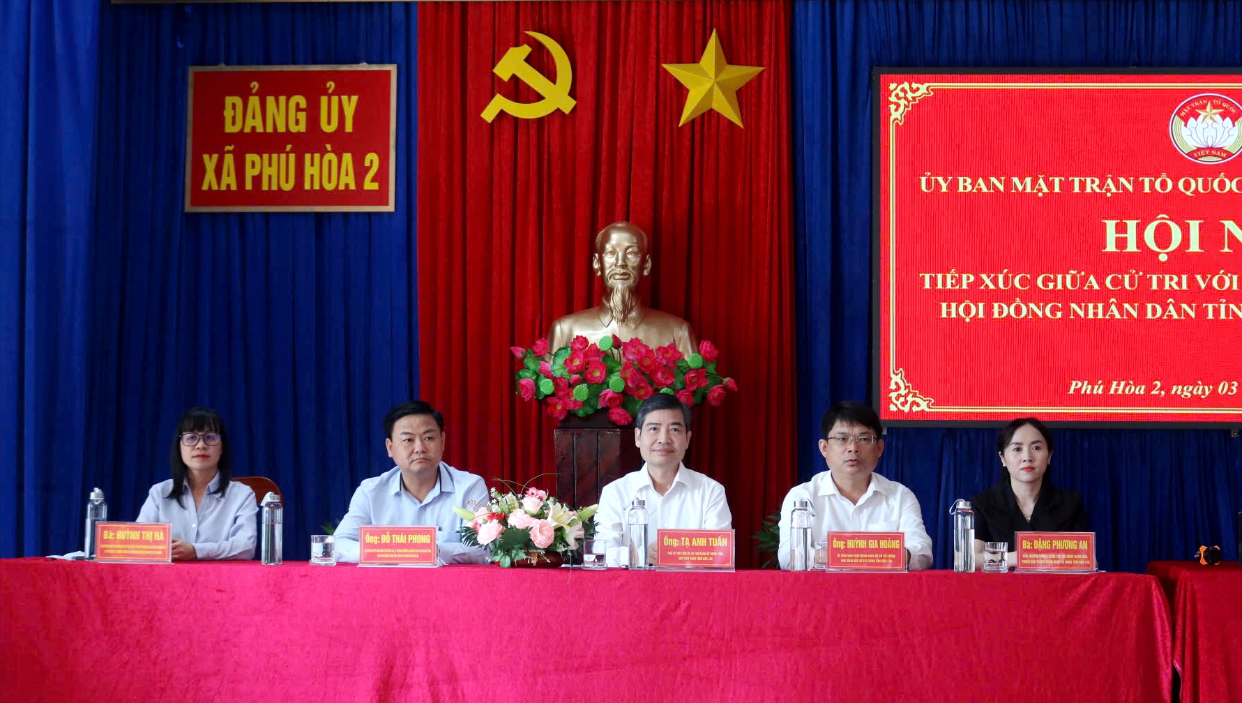 Ứng cử viên Đơn vị bầu cử số 3 quyết tâm thực hiện chương trình hành động trước cử tri