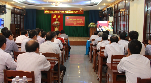 Lễ tổng kết và trao giải cuộc thi “Sáng kiến cải cách thủ tục hành chính và giao dịch điện điện tử trong lĩnh vực BHXH, BHYT, BHTN” năm 2015.