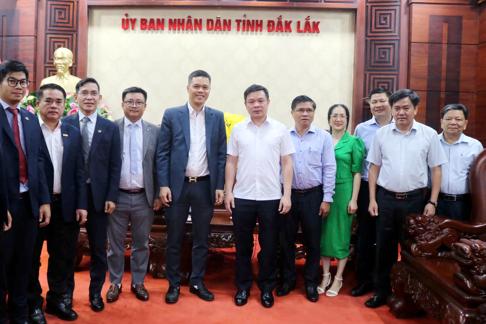 Công ty Cổ phần Tập đoàn Đầu tư Hoàng Gia Việt Nam đề xuất ý tưởng đầu tư tại Đắk Lắk