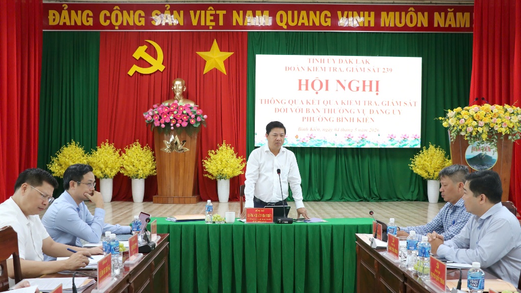 Kiểm tra, giám sát việc thực hiện nghị quyết tại phường Bình Kiến