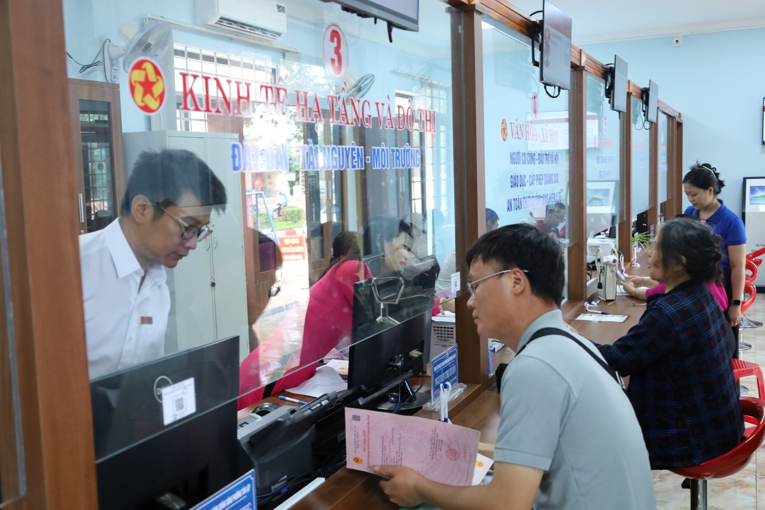 Ea Kao sẽ thí điểm mô hình “Tuần lễ vàng đi làm thủ tục hành chính” tại tổ dân phố Cao Thắng