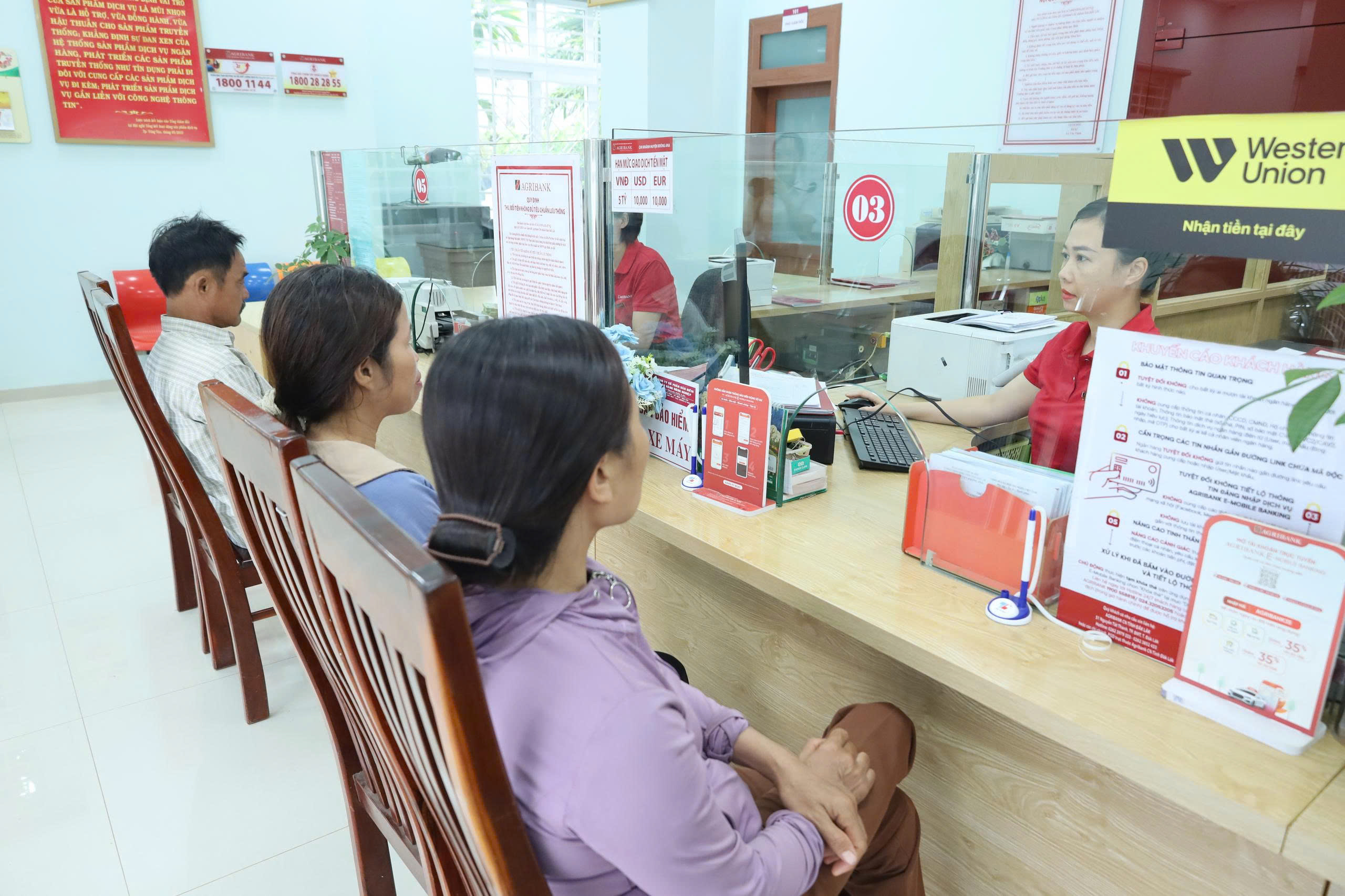 Agribank chi nhánh Đắk Lắk thông báo chấm dứt hoạt động chi nhánh Ea Tam và Phòng giao dịch Thành Công