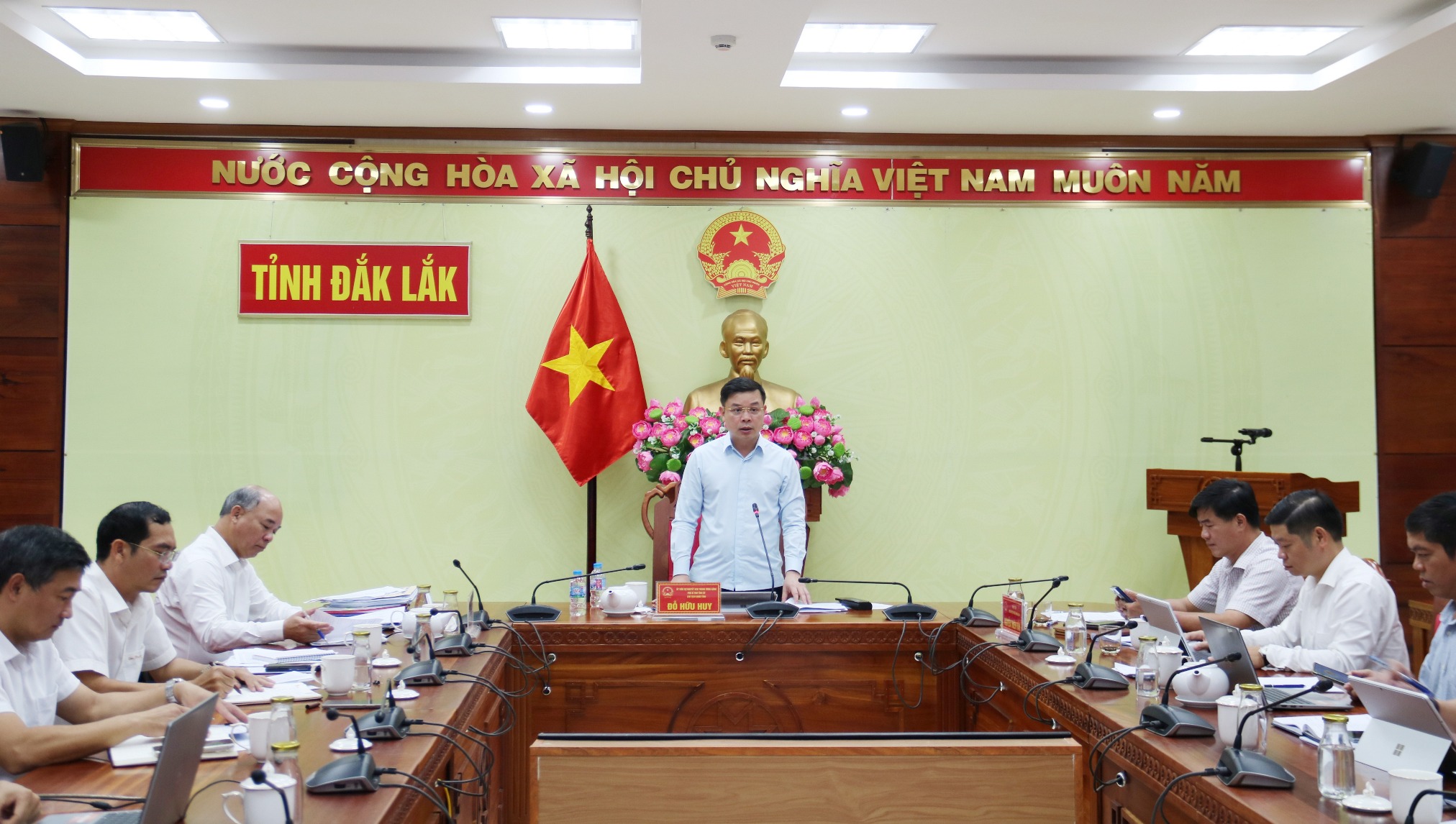 Chủ tịch UBND tỉnh Đỗ Hữu Huy: Chủ động tạo nguồn thu từ đất đai phục vụ mục tiêu tăng trưởng