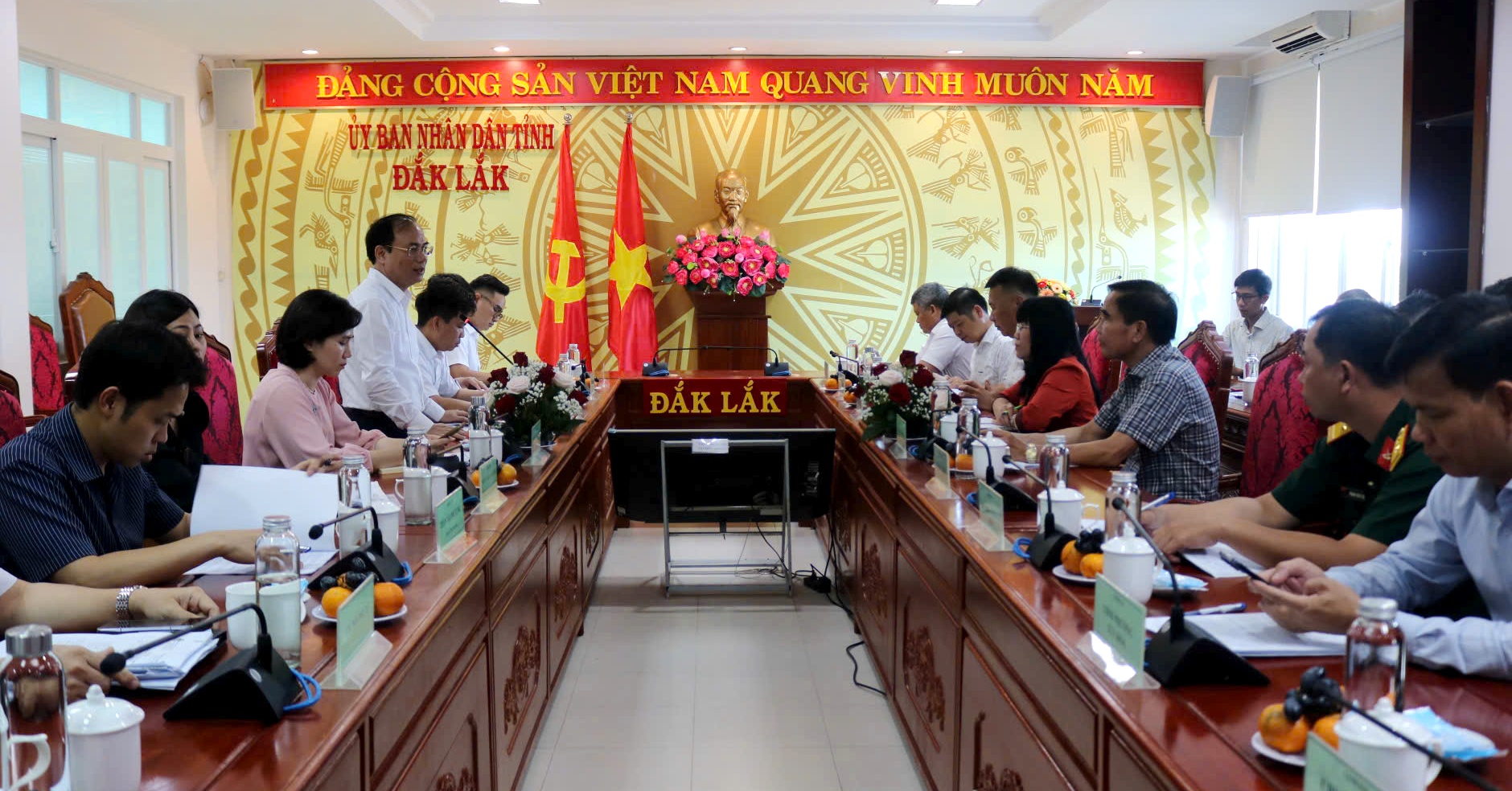 Thứ trưởng Bộ Xây dựng làm việc với tỉnh Đắk Lắk về phát triển nhà ở xã hội