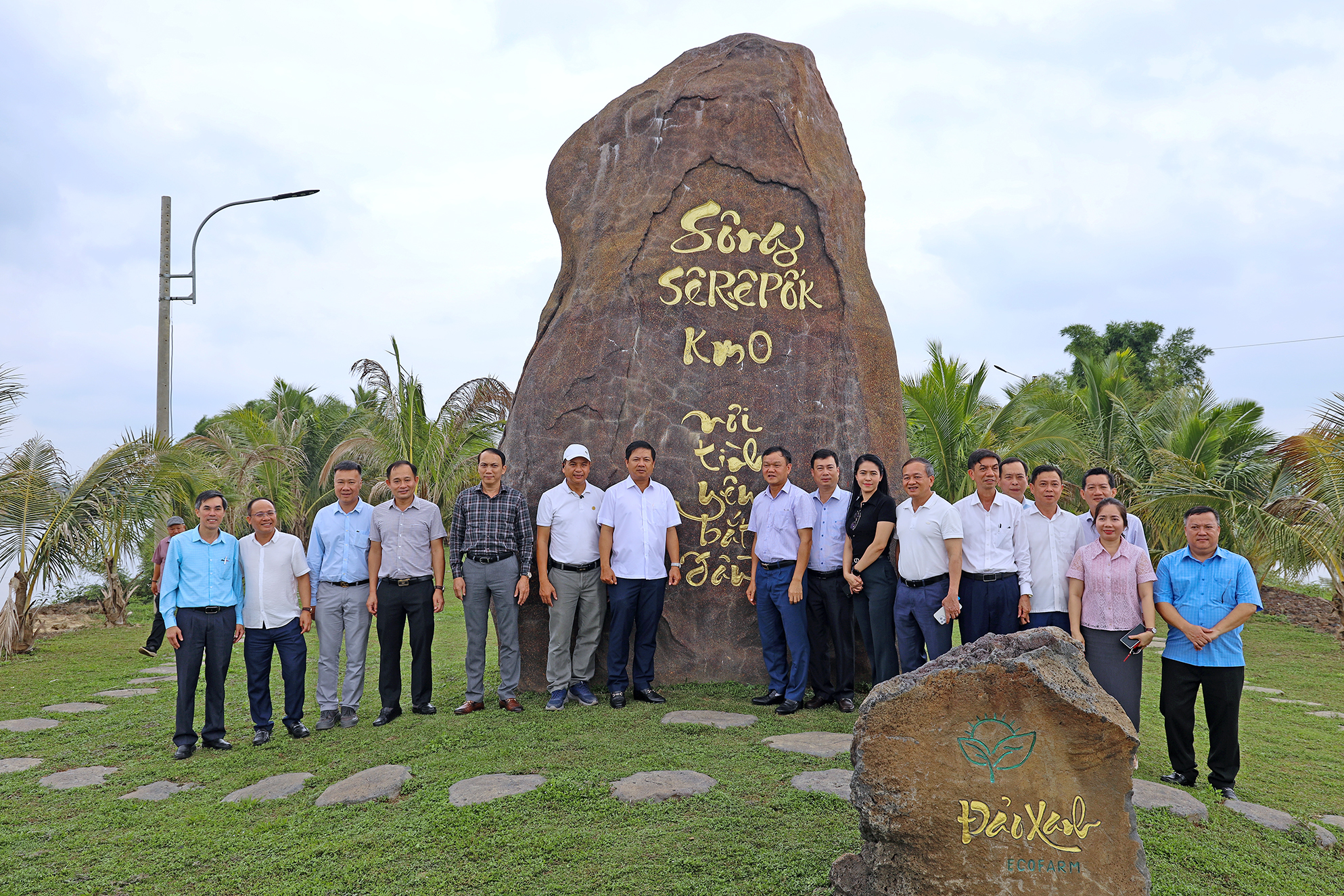 Bí thư Tỉnh ủy Lương Nguyễn Minh Triết khảo sát điểm du lịch sinh thái nông nghiệp tại xã Ea Na