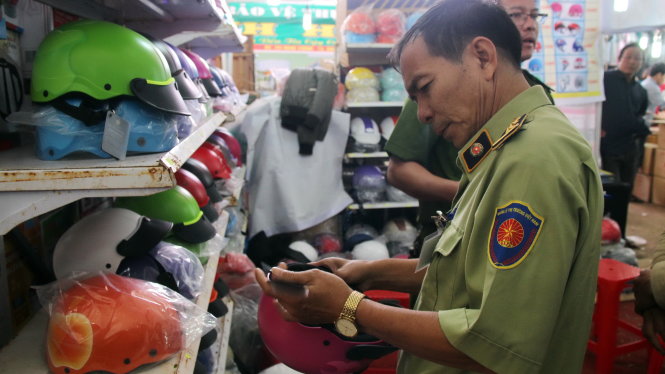 Quy định về điều kiện kinh doanh mũ bảo hiểm cho người đi mô tô, xe máy.