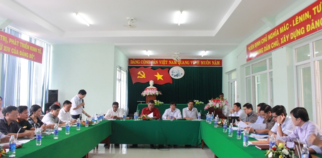 Đoàn công tác  của Thường trực Tỉnh uỷ khảo sát và làm việc tại huyện Lắk.