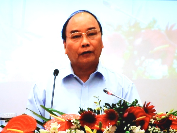 Thủ tướng Chính phủ chính thức phát động phong trào thi đua “Cả nước chung tay vì người nghèo - Không để ai bị bỏ lại phía sau”