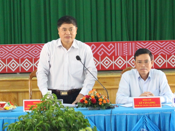 Đoàn công tác của Thường trực Tỉnh ủy làm việc với Huyện ủy Krông Bông