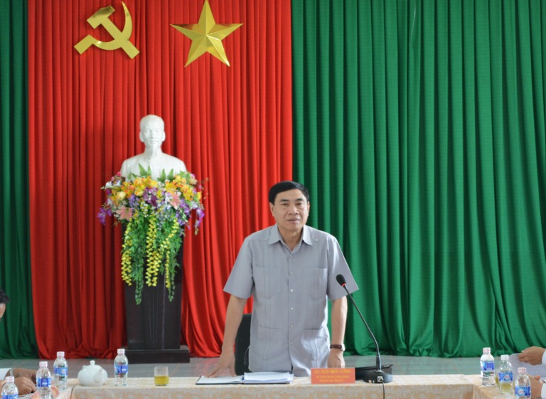 Đoàn công tác của Thường trực Tỉnh ủy làm việc với Huyện ủy Krông Búk.