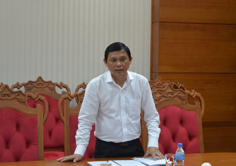 Họp xem xét, giải quyết một số đề xuất, kiến nghị của UBND thành phố Buôn Ma Thuột.