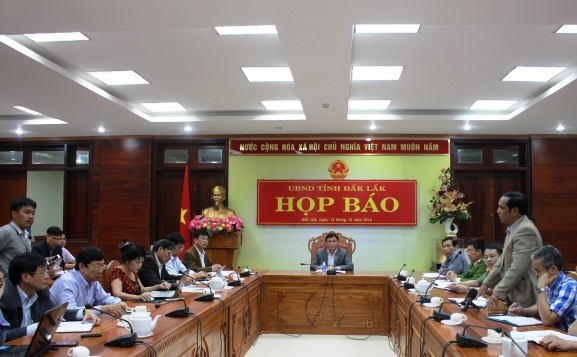 UBND tỉnh họp báo về vụ nổ nơi lưu giữ vật chứng tại trụ sở Công an tỉnh