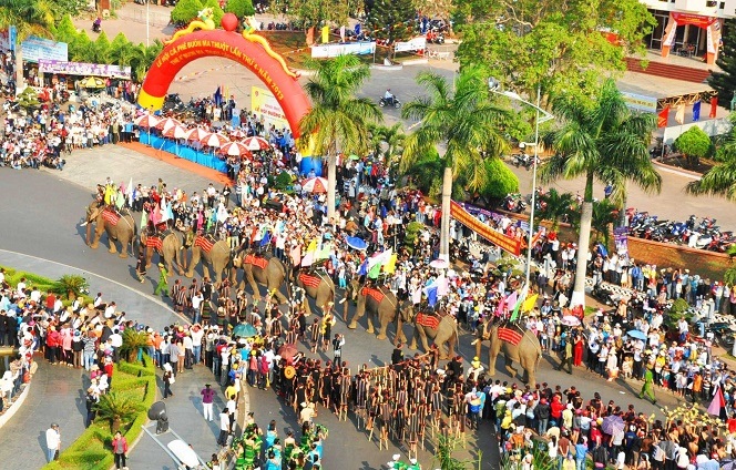 Khách mời quốc tế tham dự Lễ hội cà phê Buôn Ma Thuột lần thứ 6 và Liên hoan Văn hóa Cồng chiêng Tây nguyên năm 2017