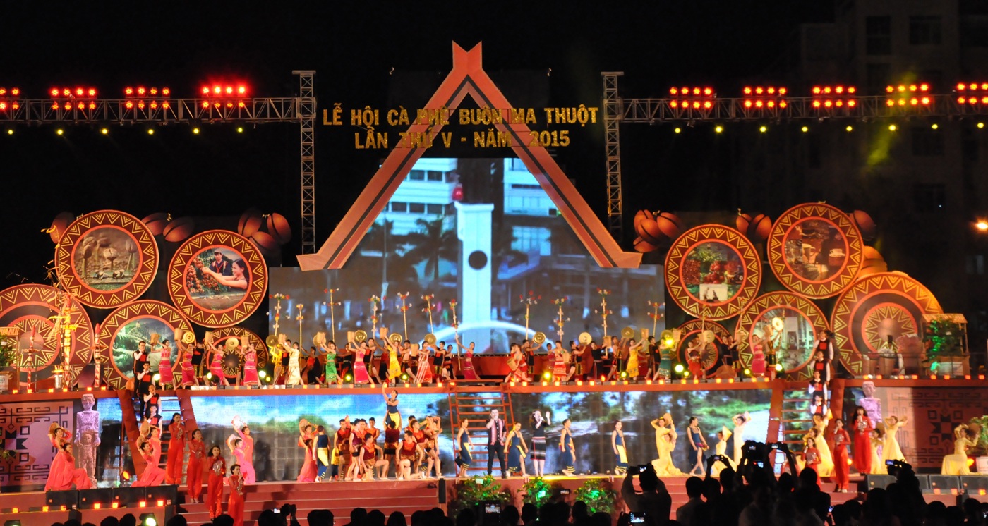 Kiện toàn, bổ sung thành viên Ban chỉ đạo Lễ hội cà phê Buôn Ma Thuột lần thứ 6 và Liên hoan Văn hóa Cồng chiêng Tây Nguyên năm 2017