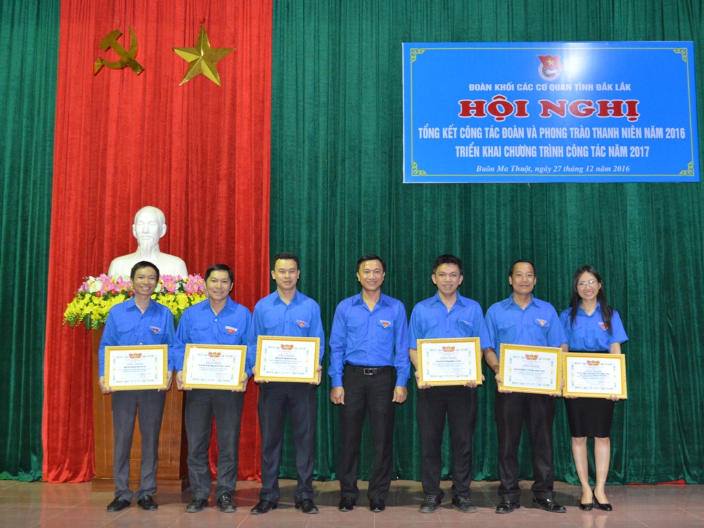 Đoàn Khối các cơ quan tỉnh tổng kết công tác đoàn và phong trào thanh niên năm 2016